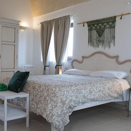 Ych-Le Grotte Di Sileno Bed & Breakfast Castellaneta Oda fotoğraf