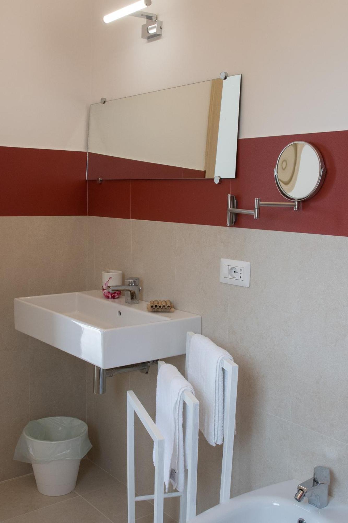 Ych-Le Grotte Di Sileno Bed & Breakfast Castellaneta Oda fotoğraf